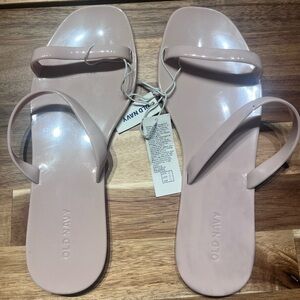 Old Navy Women's Blush Sandals Size 8 NWT